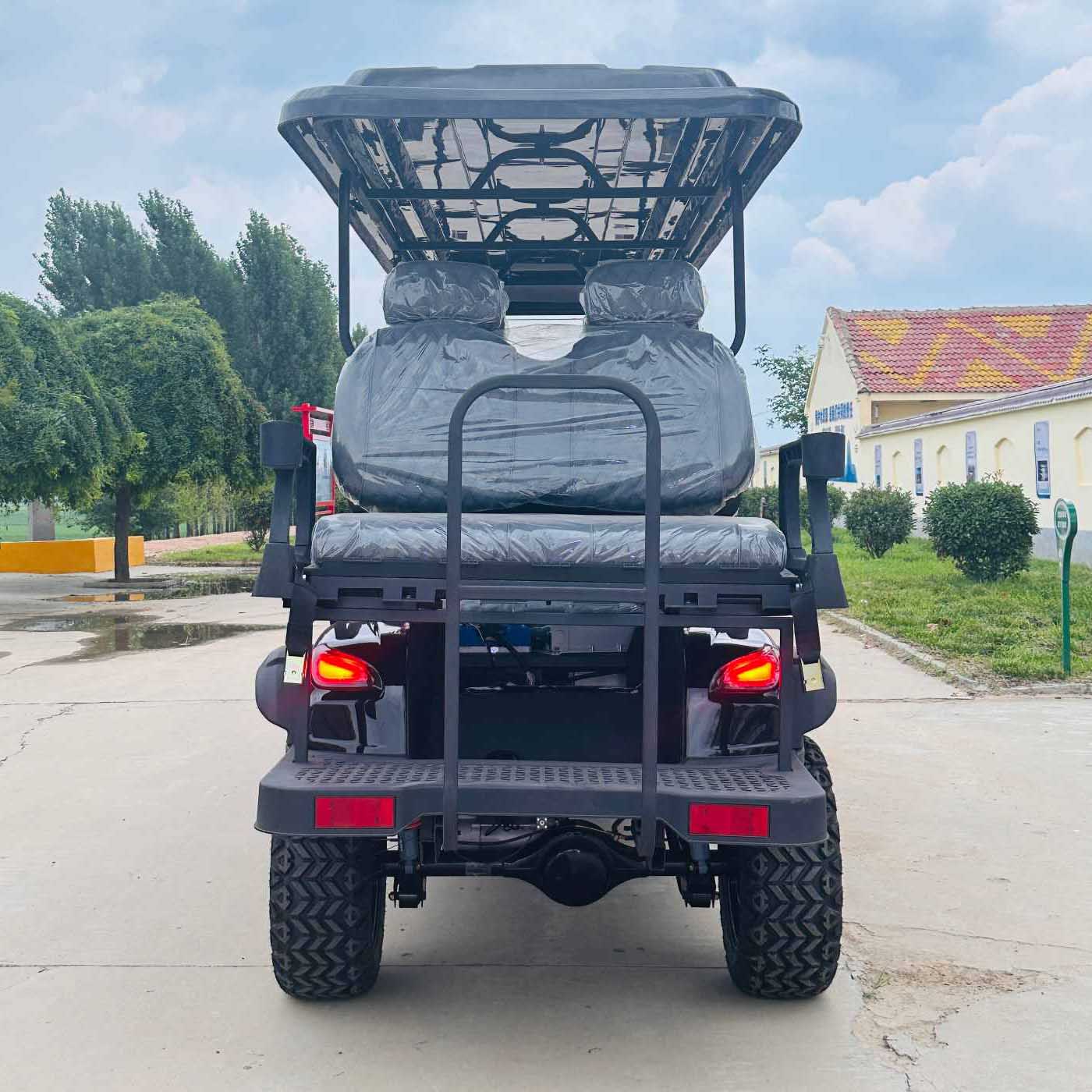 10-Seater Electric Golf Cart with Multimedia Screen | Multi-Purpose Utility Vehicle | YIPU-GC-M 8S+2S