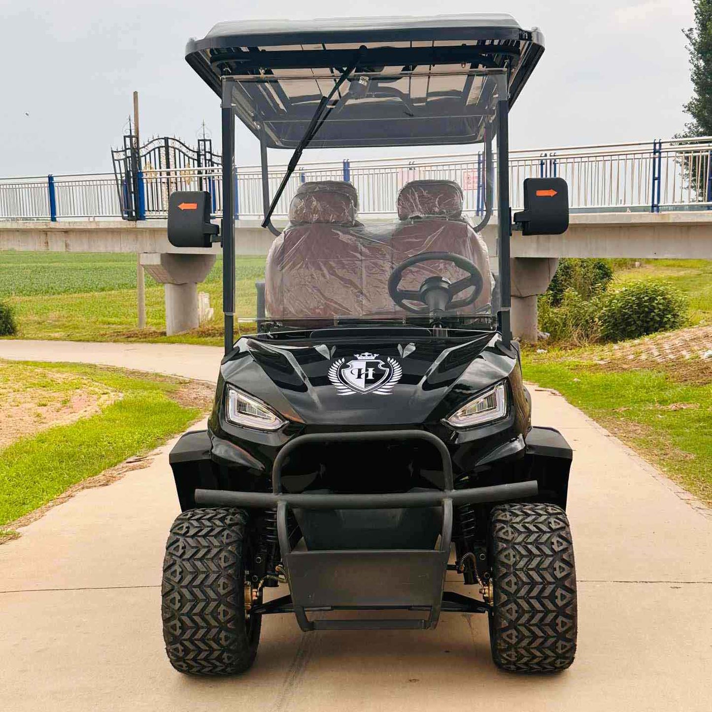 4-Seater Electric Golf Cart with Multimedia Screen | Multi-Purpose Utility Vehicle | YIPU-GC-N 2S+2S