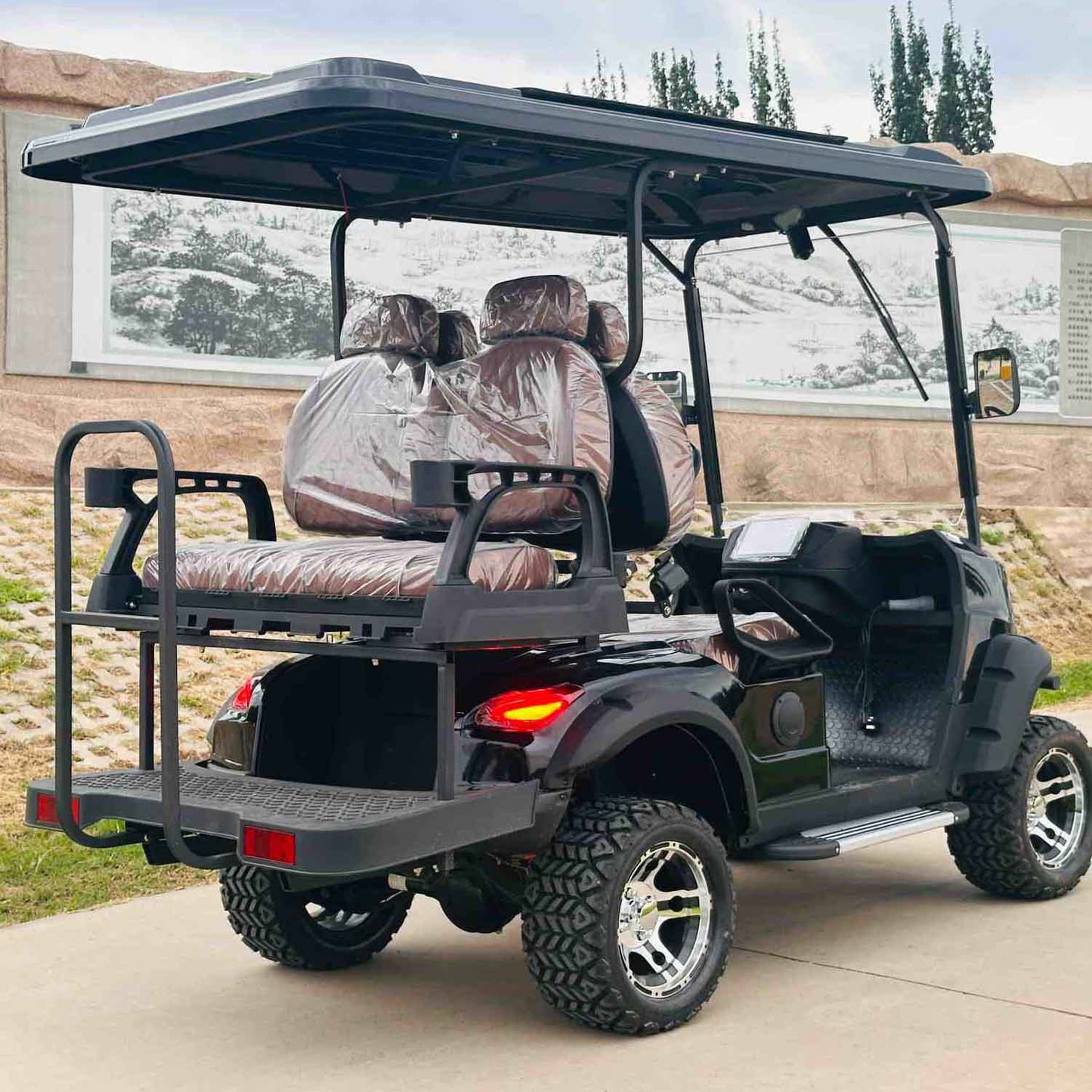4-Seater Electric Golf Cart with Multimedia Screen | Multi-Purpose Utility Vehicle | YIPU-GC-N 2S+2S