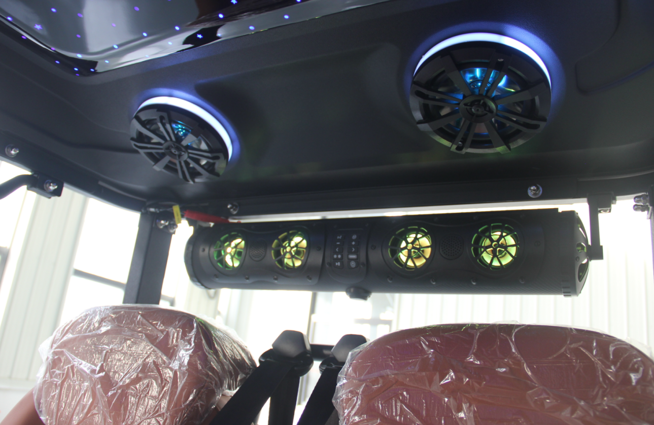 4-Seater Electric Golf Cart with Multimedia Screen | Multi-Purpose Utility Vehicle | YIPU-GC-L 4S